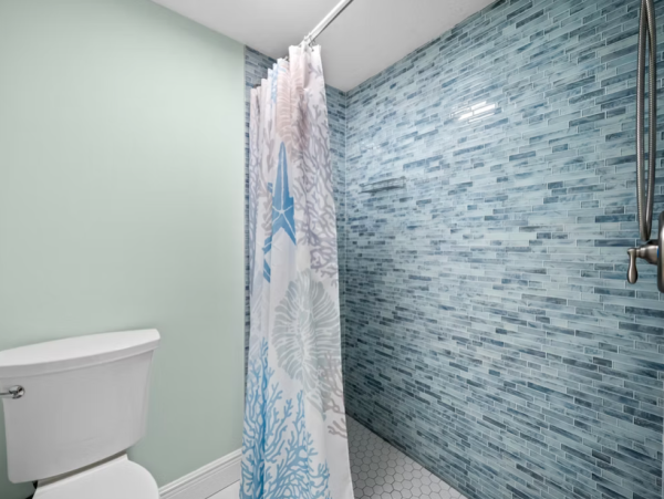 Beachside Retreat 4-Bedroom Home Rental - Your Perfect Island Getaway